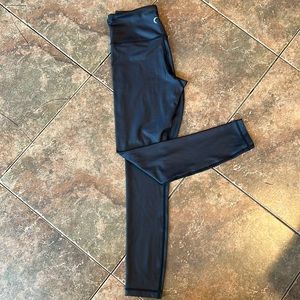 Zyia Black Metallic Leggings